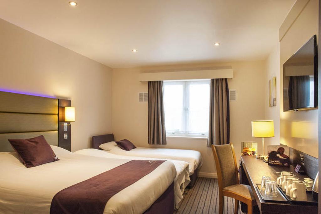 Premier Inn Birmingham City Centre Broad Street Exterior foto