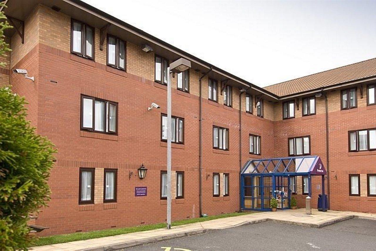 Premier Inn Birmingham City Centre Broad Street Exterior foto